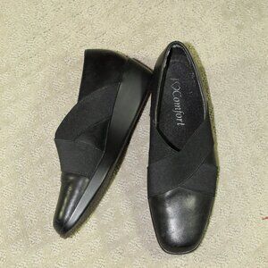 I Love Comfort Morgan Size 5.5M Black Elastic Criss Cross and Leather Loafers
